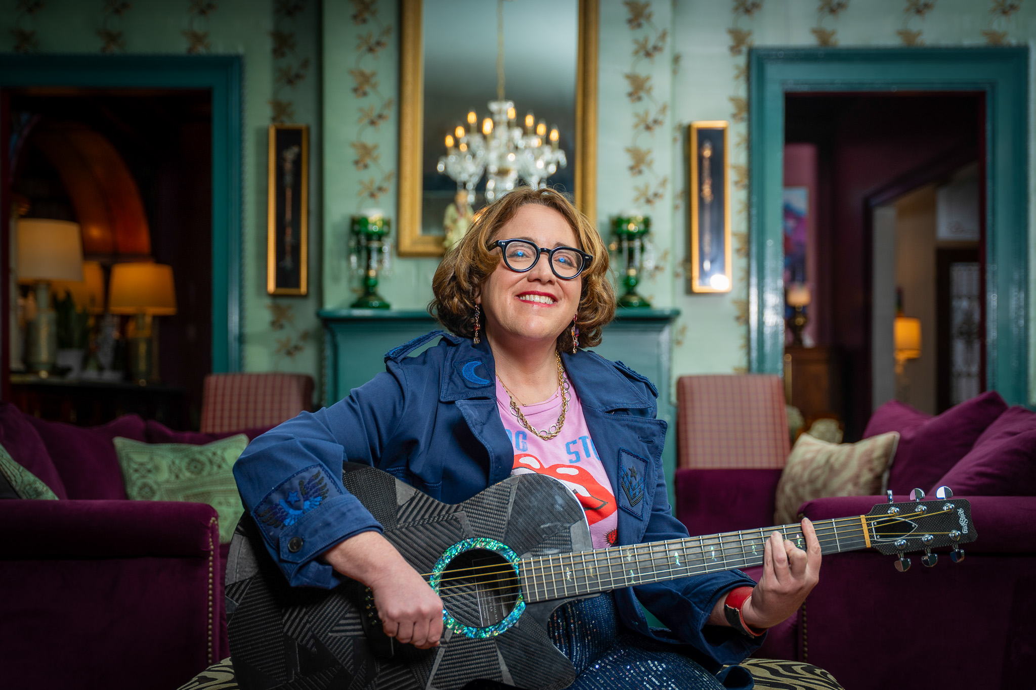 Arri Aslin, featured artist on Babe Bunny Records