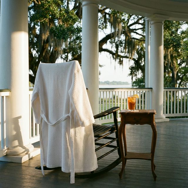 Porch Life robe